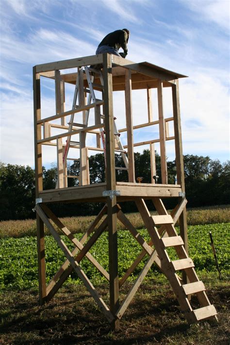 This DIY elevated deer blind is made of simple 24 and 26 lumber with a metal roof. . Diy elevated hunting blind platform